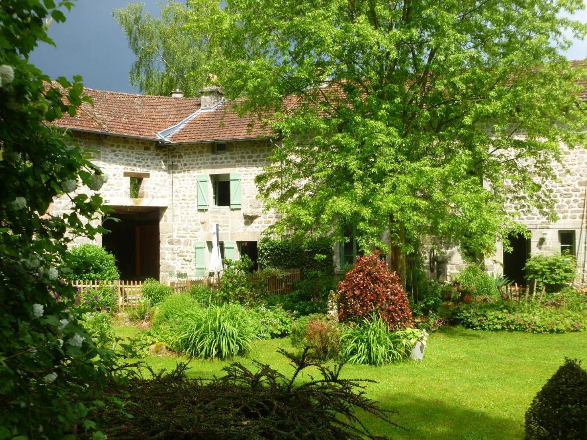 Yourtes De Vassiviere Peyrat-le-Chateau Exterior photo