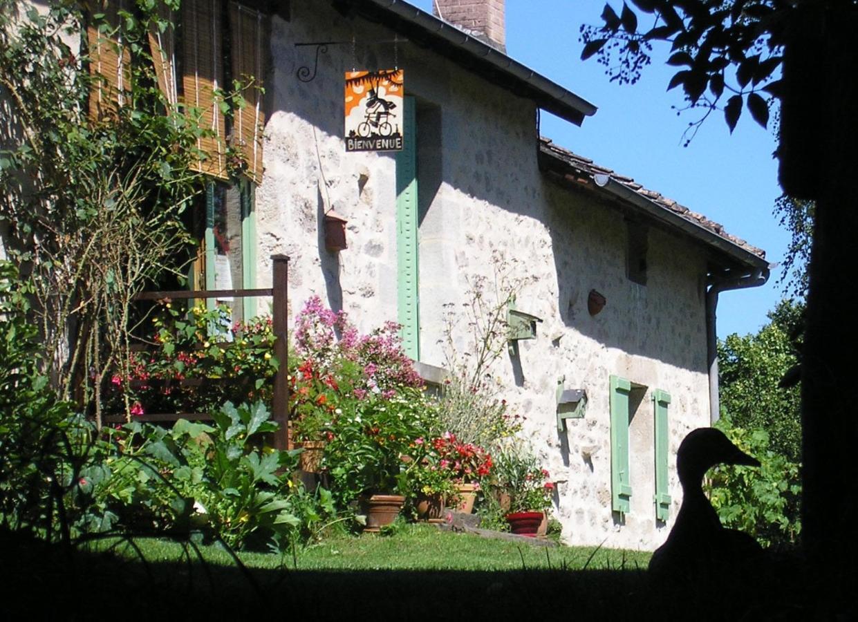 Yourtes De Vassiviere Peyrat-le-Chateau Exterior photo